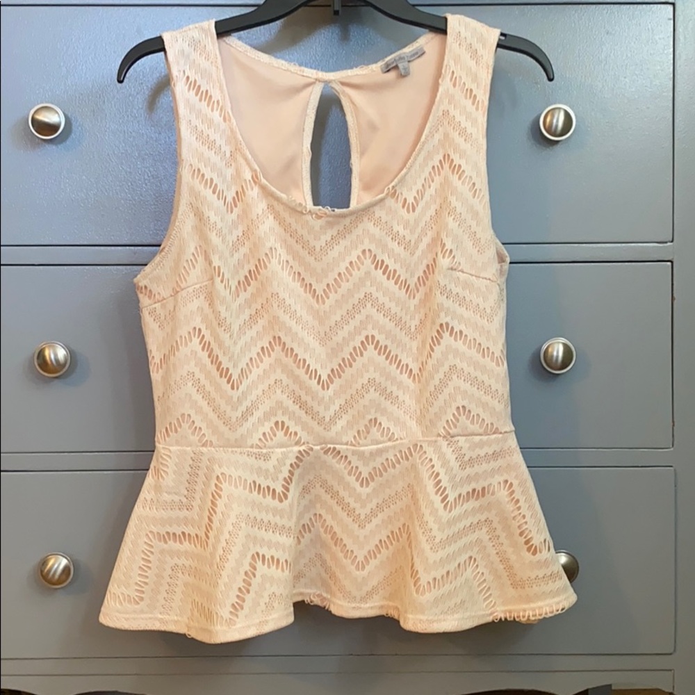 Low cut blush/cream top